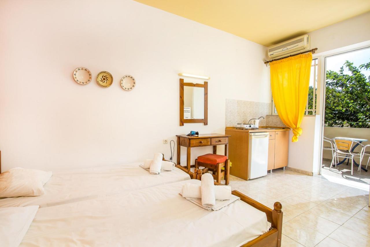 Vickys Studios Faliraki Rhodes City Exterior foto