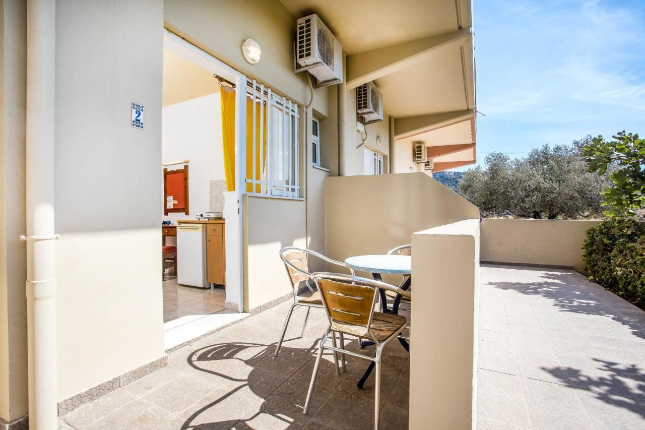 Vickys Studios Faliraki Rhodes City Exterior foto